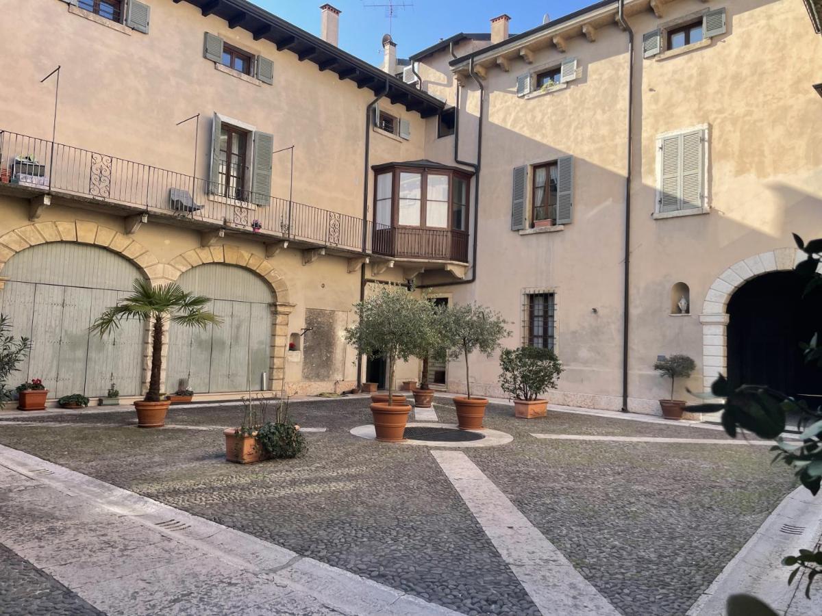 Appartamento Antiche Colonne Verona Esterno foto